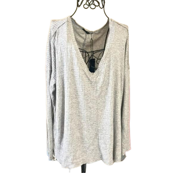 BNWT Gibsonlook Women's Light Gray Pullover Waffle Knit Oversized Tunic Medium​ - Picture 1 of 6